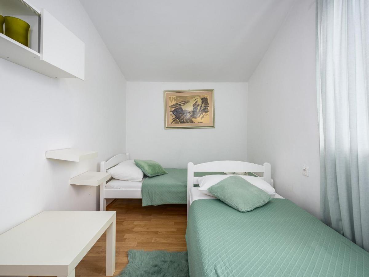 Rosini Villa Martimar With Pool And Hot Tub In Istria מראה חיצוני תמונה