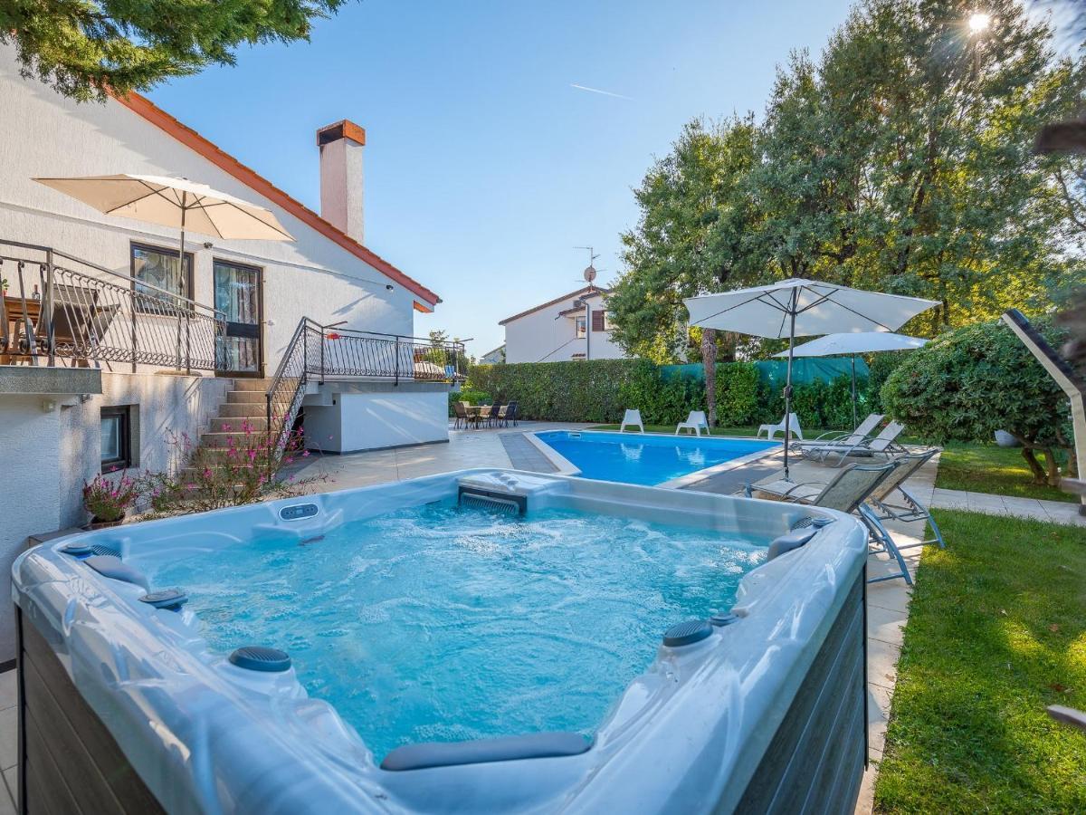 Rosini Villa Martimar With Pool And Hot Tub In Istria מראה חיצוני תמונה