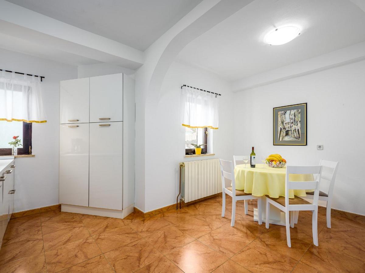 Rosini Villa Martimar With Pool And Hot Tub In Istria מראה חיצוני תמונה